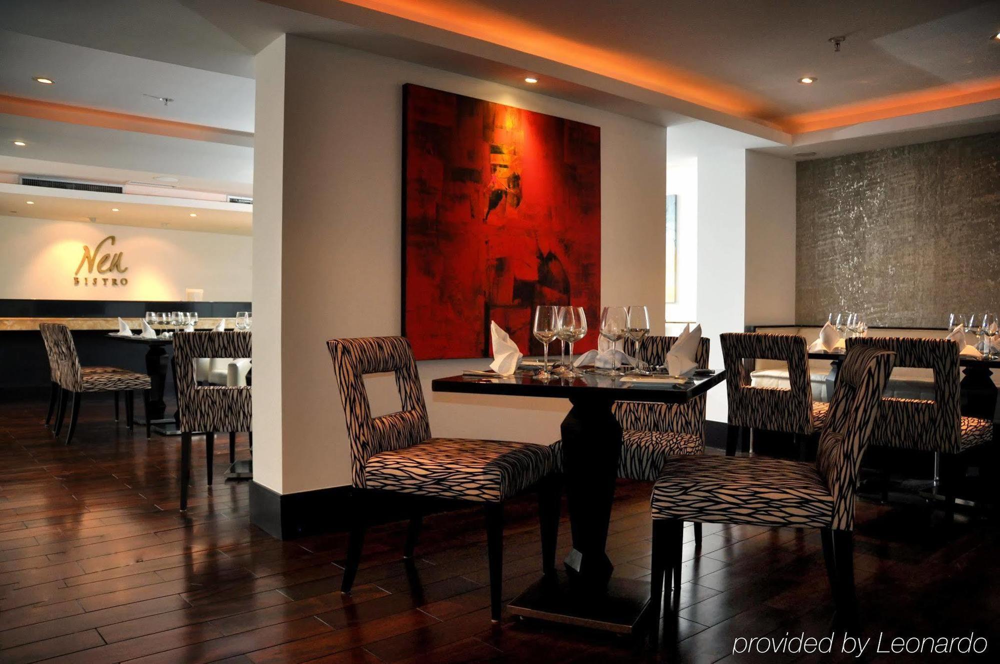 Le Parc Hotel, Beyond Stars Quito Restaurant photo